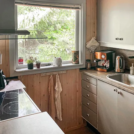 2 Bedroom Cozy In Feriehus